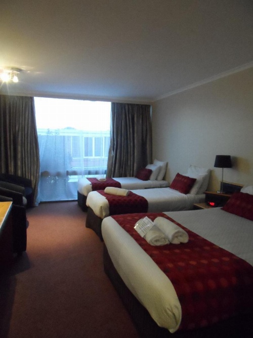 Commodore Regent image 15