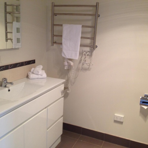 Commodore Regent image 23